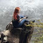 Helia/ Haley Stauffer - @chasingshinystuff - Instagram