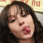 she follows <3 - @haleymoralesstongue - Instagram