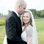 Halie Hood - @tiredtwinmom - Instagram