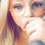 Hallie Simmons - @hallie.simmons.7509 - Instagram