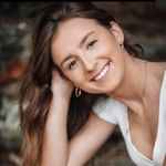 Hallie Smith - @thehalliesmith - Instagram