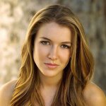 Hallie Weaver - @heyitsbae17 - Instagram