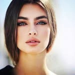 نویسنده رمان های عاشقانه - @story.hanyeh - Instagram