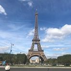 Hana Benjamin - Facebook