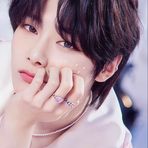 Hana Chen - Facebook