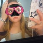 Hana Moore - Facebook