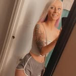 Hana Walker - @hanarosewalker - Instagram