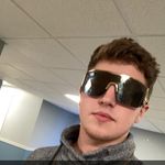 Hank Branch - @henpebble - Instagram