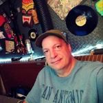 Hank Davidson - @hankslounge - Instagram