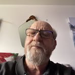 Hank Simons - Facebook