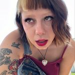 Hanna Decker - @carrotnub - Instagram