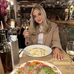 Hannah Beale - Facebook