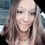 Hannah Betts - @hbetts222 - Instagram