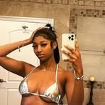 Hannah Bunni - Facebook