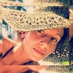 Hannah Tara Lausch - @hannah._.blume - Instagram