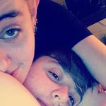hannah burris - @hburris59 - Instagram