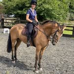 Hannah Buxton - @hannahbuxtoneq - Instagram