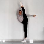 Hannah Louise - @hannahcaveaerial - Instagram