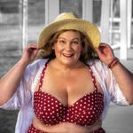 Hannah Charles - @hannahcharles733 - Instagram