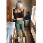 Hannah Conlon - @hannahconlon30 - Instagram