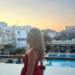 Hannah Connelly - @hannahcconnelly - Instagram