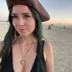 Hannah Conrad - @hannahbobmeow - Instagram