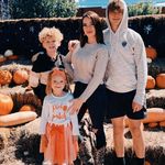 Hannah DeLong - @hannahyvonne48 - Instagram