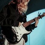 Hannah Mc Donnell - @mediocre.musicer - Instagram