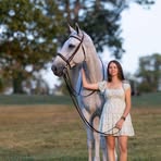 Hannah Farwell - Facebook