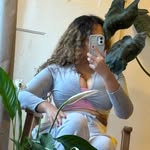 Hannah - @hannah_handful - Instagram
