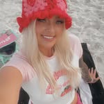 Hannah Helm - @hannah_bugggg - Instagram