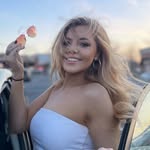 Hannah Holcomb - @hannahrholcomb - Instagram