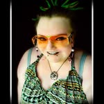 Hannah-Louise Jacques - @quirky_and_curvy - Instagram