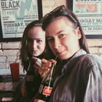 Hannah  &  Keely - @thriftbitchez - Instagram