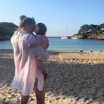 Hannah Lake - Facebook