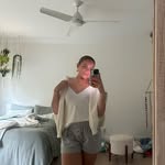 Hannah Lambert - @hannah.lambert14 - Instagram