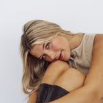 Hannah Lyons - @hannahlyons54 - Instagram