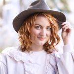 Hairstylist NYC - @hannahmatthewsmoore - Instagram