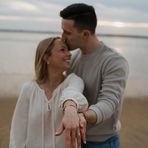 Hannah McKinnon - Facebook