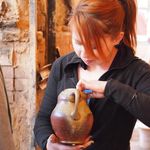 Hannah Meredith - @hannahmeredithceramics - Instagram