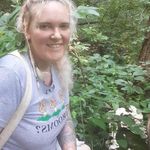 Hannah Messer - @hippiehanoplantlady - Instagram