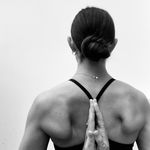 Hannah Morley Yoga - @hannahmorleyyoga - Instagram