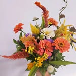 Hannah & Anna | Tenth Muse Flowers - @tenthmuseflowers - Instagram