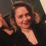Hannah Ogden - @hannahwritesup - Instagram