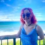 Hannah Redlich - @atlasmay_ - Instagram