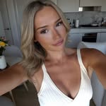 Hannah Rochon - @hannahrochonn - Instagram