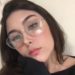 Hannah Sayer - @hannahlollo - Instagram