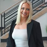 Hannah Hedin - @hannahtamparealtor - Instagram