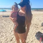 Hannah Wakefield - @hannahwake0 - Instagram