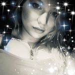 Hannah Waldron - @hannah.waldron.986 - Instagram